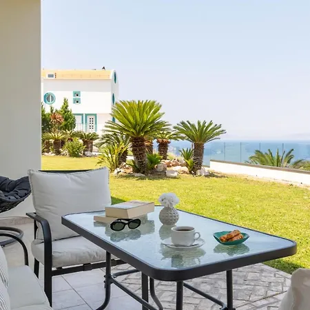 Island Hills Apartament *