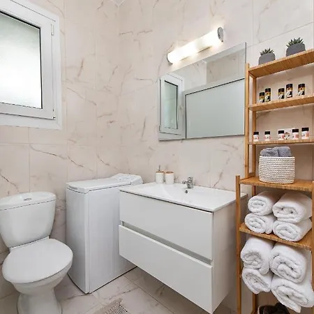 Island Hills * Rhodes City